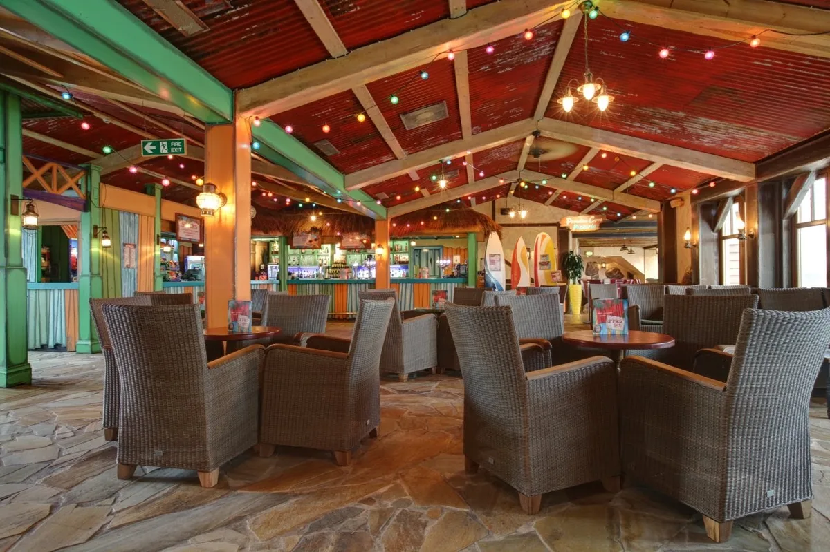 Splash Landings Hotel — 5