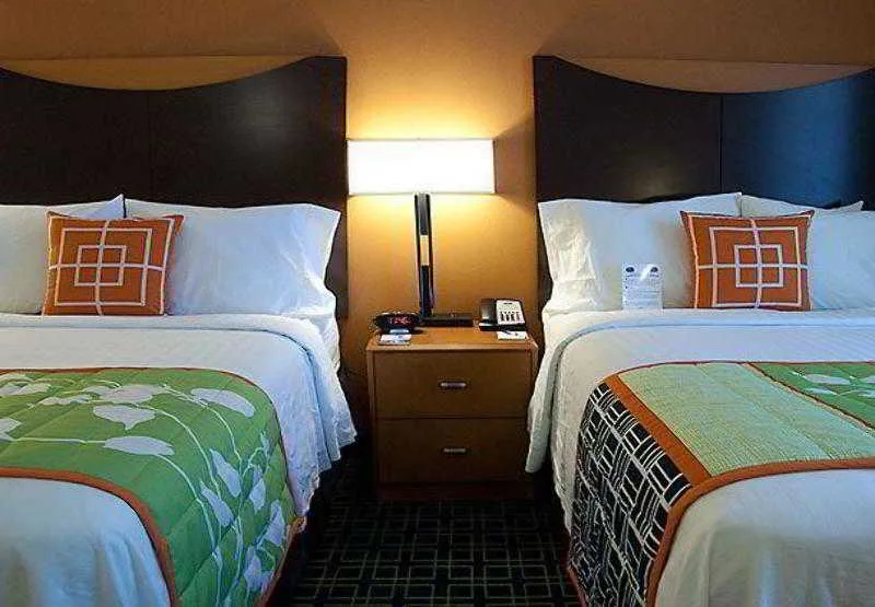 Fairfield by Marriott Inn & Suites Tampa Fairgrounds/Casino — 4