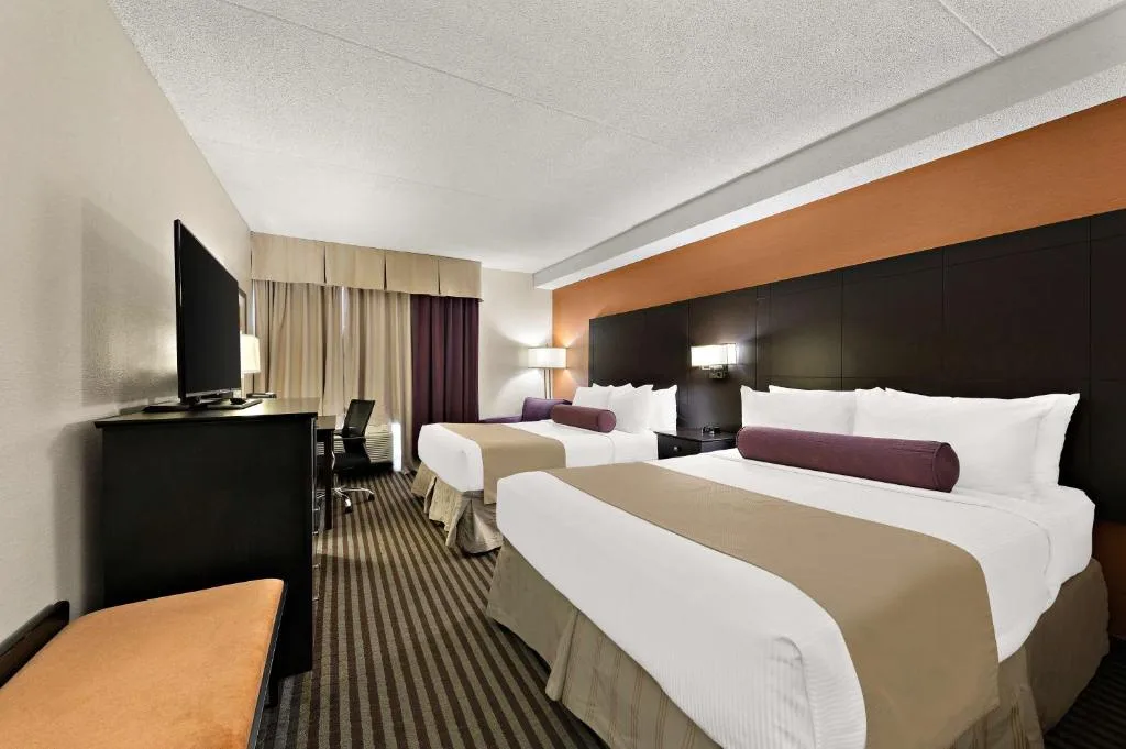Best Western Plus Toronto North York Hotel & Suites