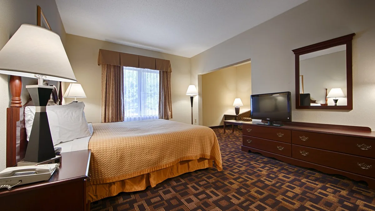 Best Western Carowinds — 3