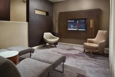Courtyard by Marriott Charlotte Arrowood — 2