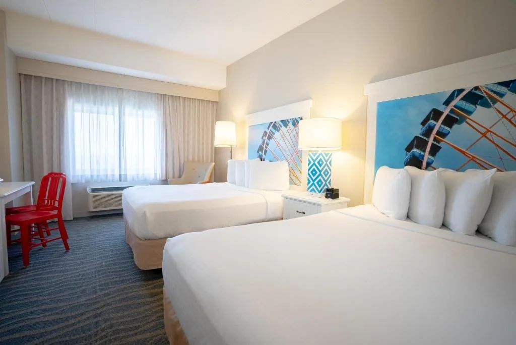 Cedar Point Hotel Breakers — 2