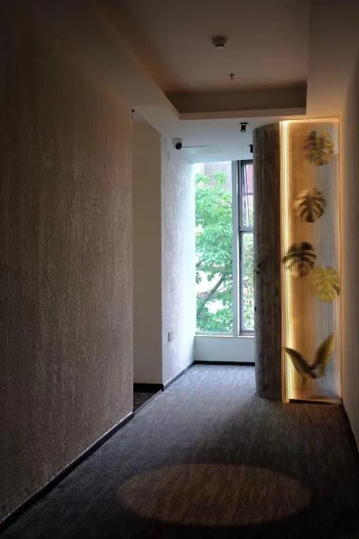 CALMIS Hotel near Canton Tower, safari park & Canton Fair — 5