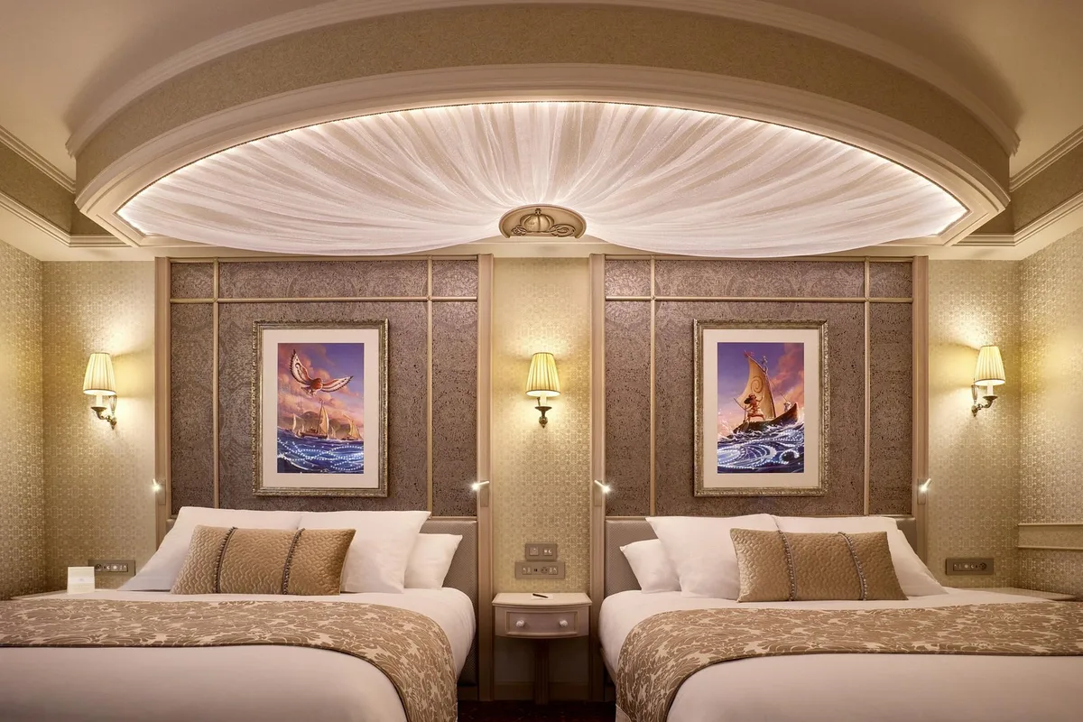 Disneyland Hôtel — 2