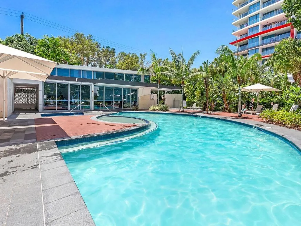 Harbour Quays Apartments — 2