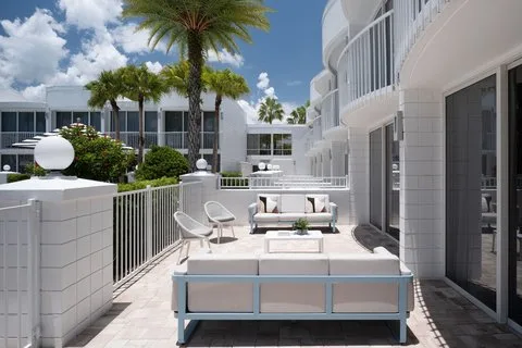 Renaissance Orlando Resort – Disney Springs® Area — 2