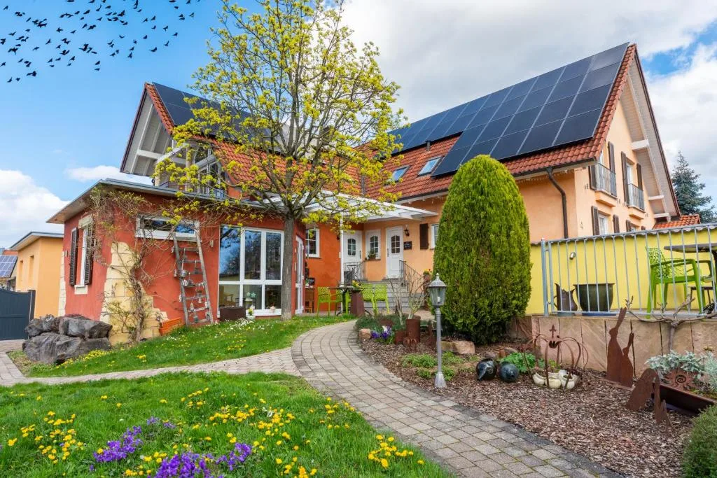 Hotel & Gästehaus Im Ziegelweg KLIMATISIERT Eintrittskarten für den Europa-Park erhalten Sie garantiert über uns