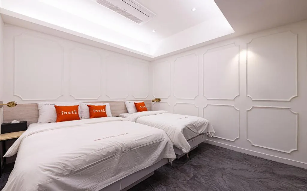 Instar Hotel