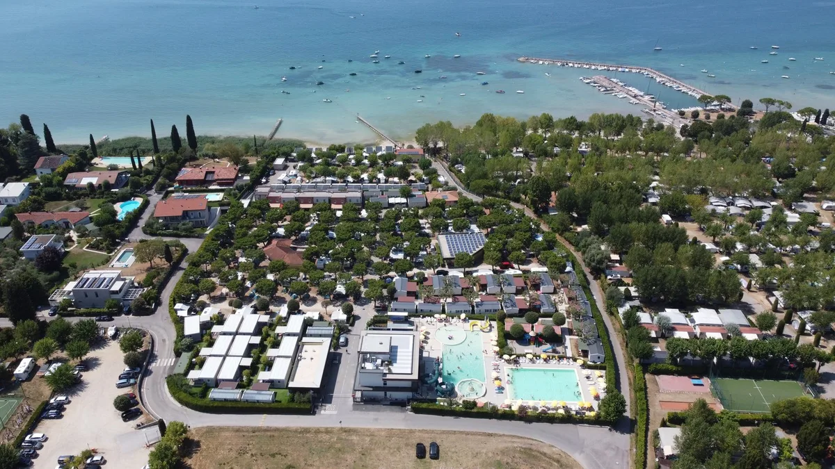 Club del Sole Le Palme Lazise Family Collection — 3