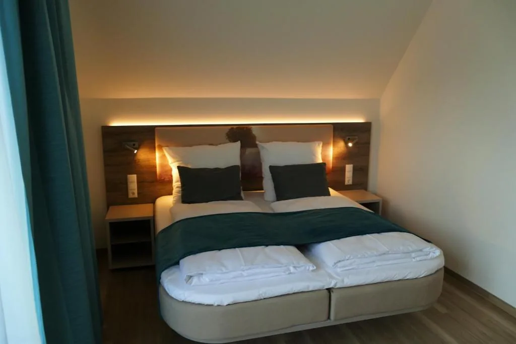 Meyn's Apartments & Hotel — 5