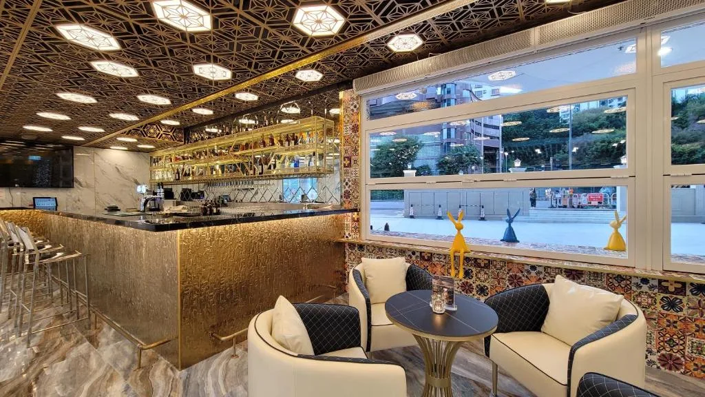 Grand Bay View Hotel — 4