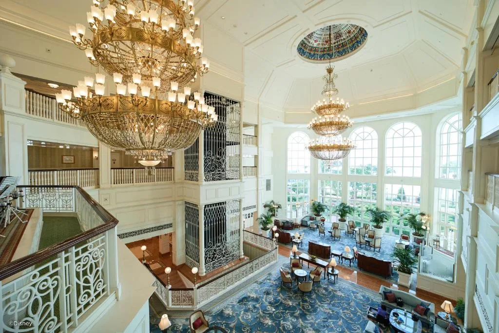 Hong Kong Disneyland Hotel — 2