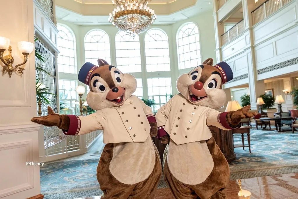 Hong Kong Disneyland Hotel — 4