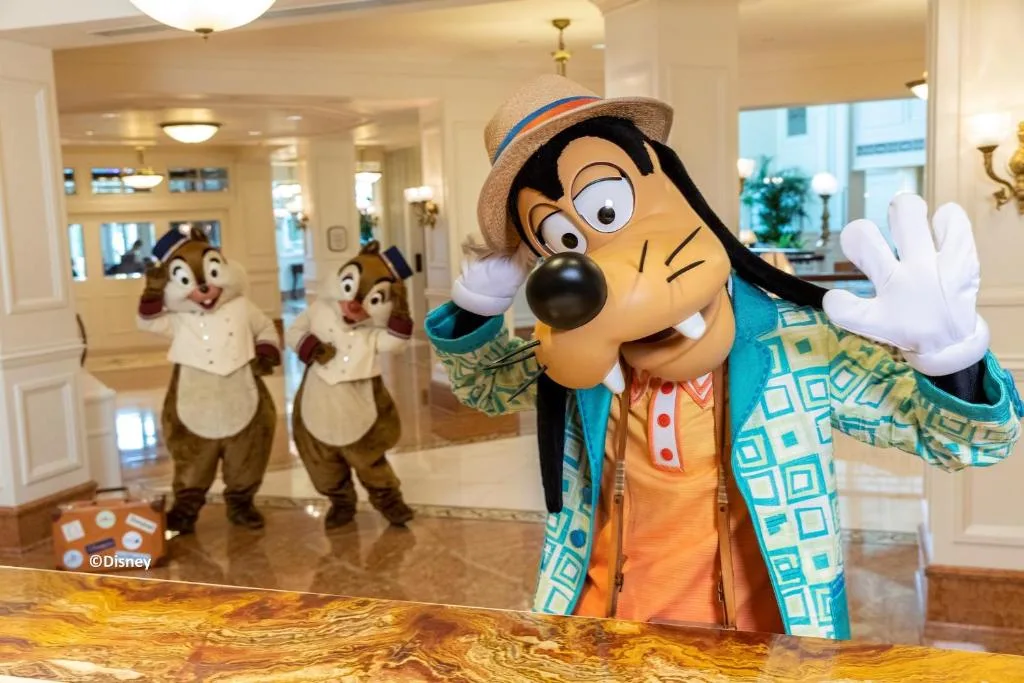 Hong Kong Disneyland Hotel — 5