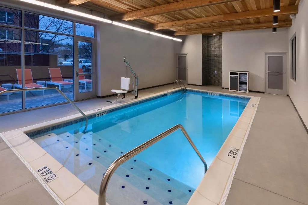 Aloft by Marriott Cincinnati West Chester — 4