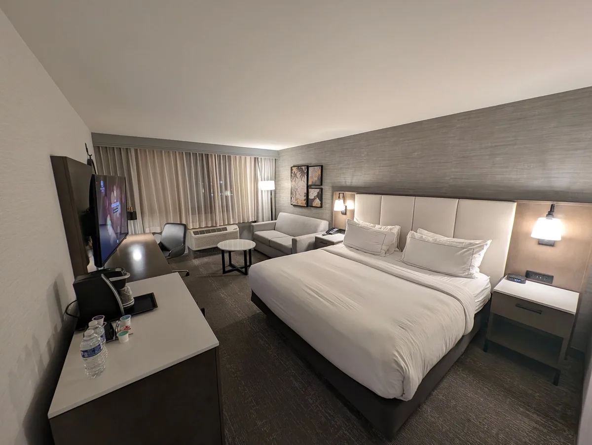 DoubleTree by Hilton Buena Park — 3