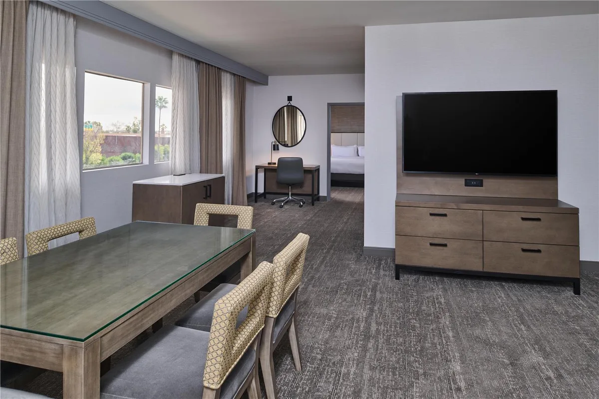 DoubleTree by Hilton Buena Park — 5