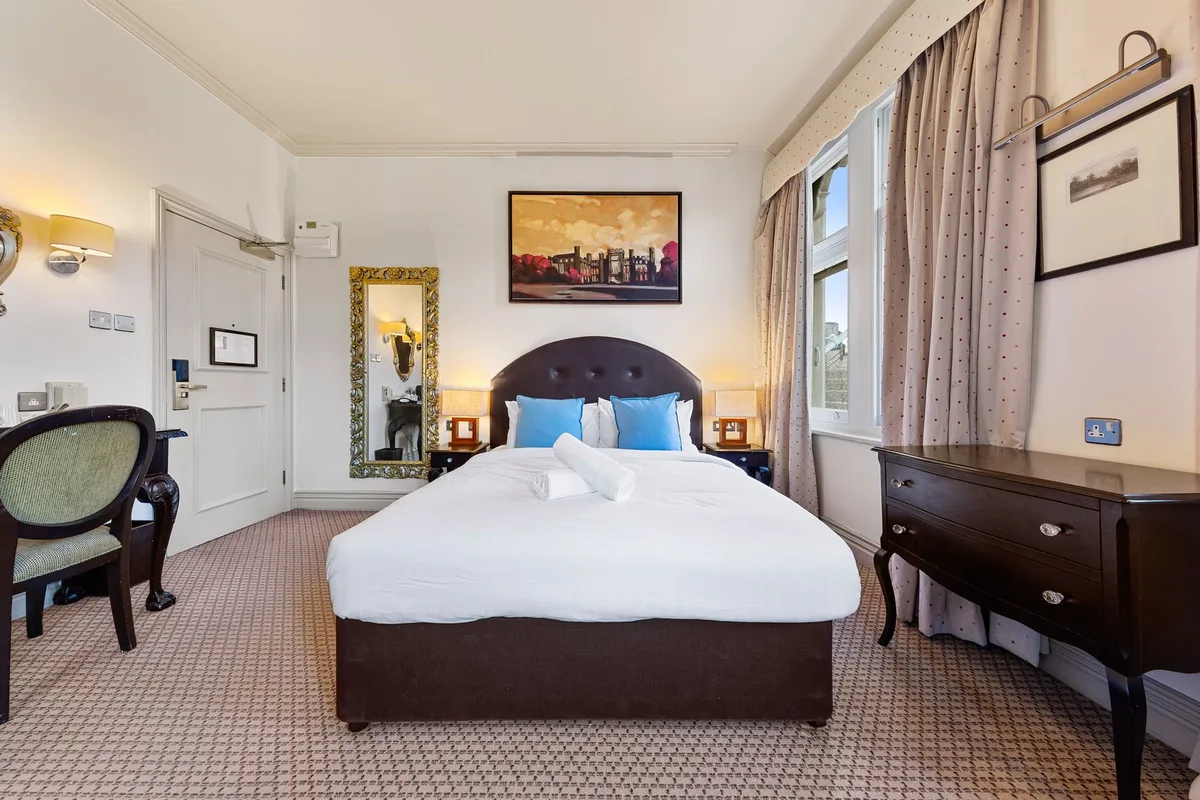Harte and Garter Hotel — 3