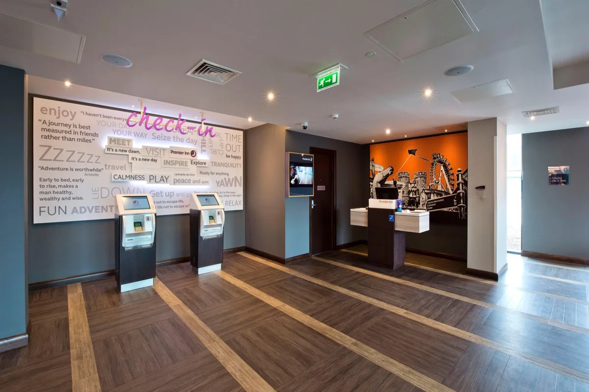 Premier Inn Slough West (Slough Trading Estate) hotel