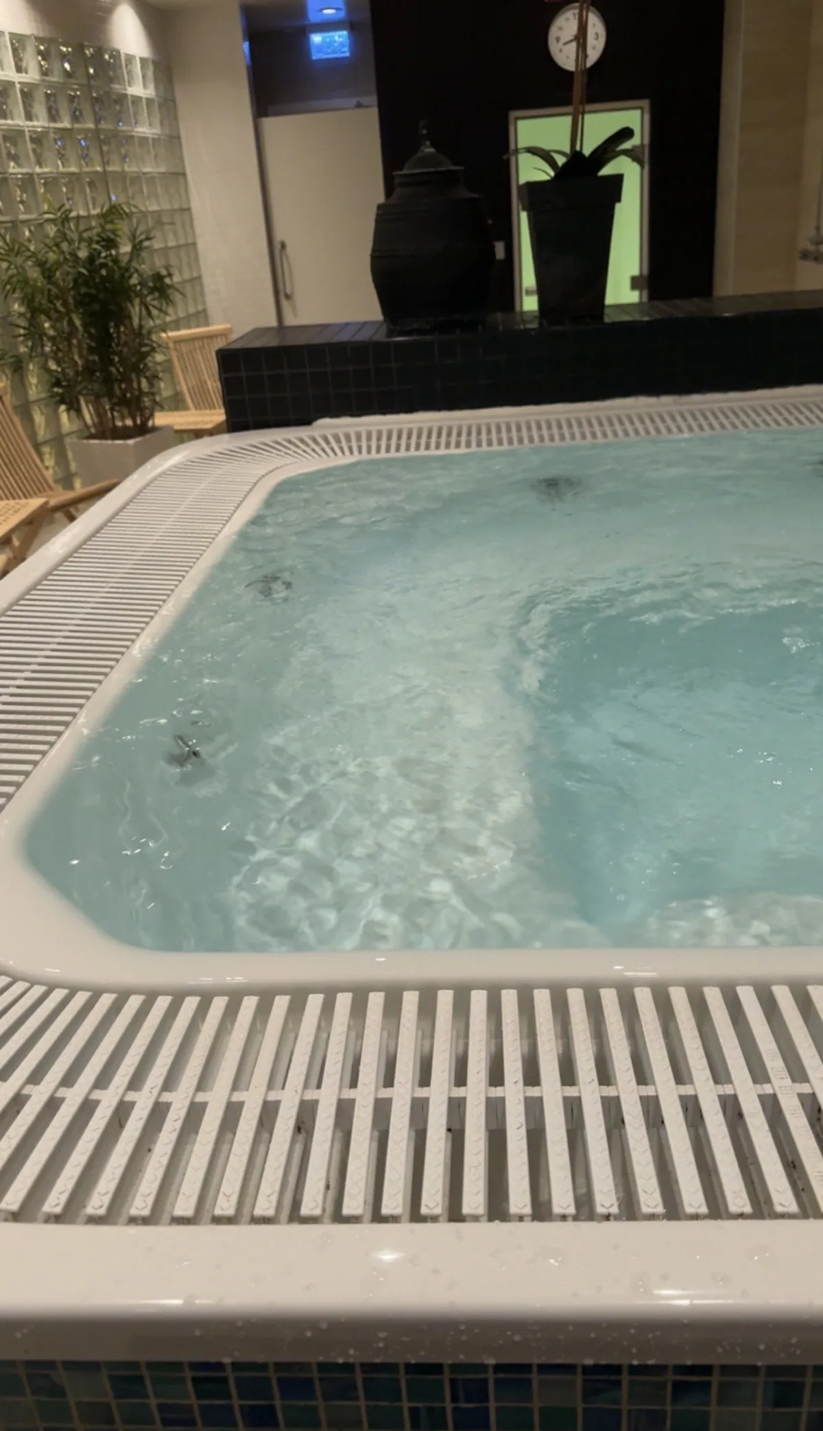 Quality Hotel Waterfront — 5