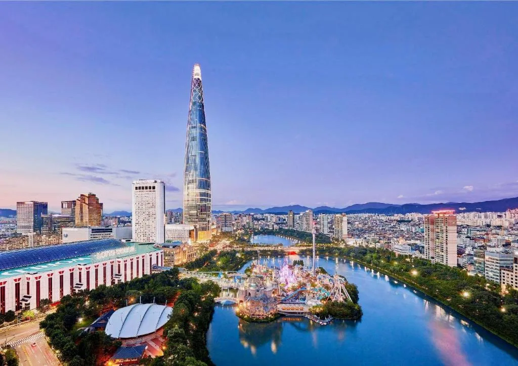 Lotte Hotel World — 3
