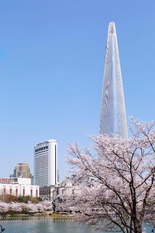 Lotte Hotel World — 4