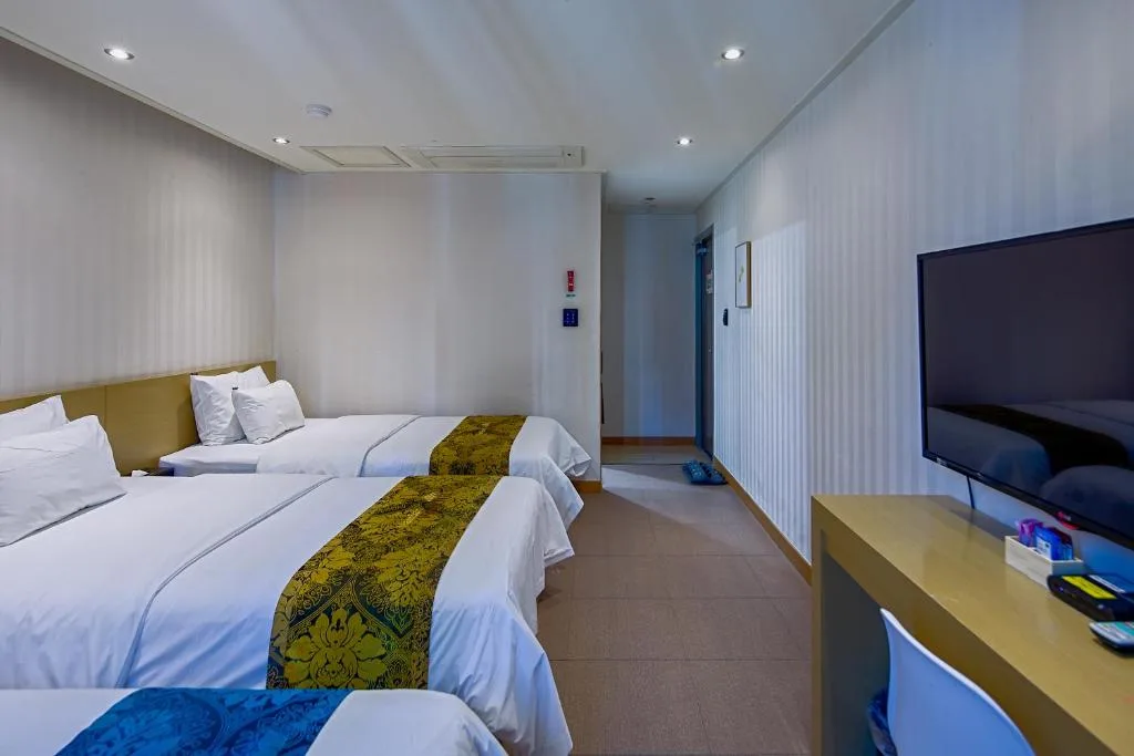 Namsan Hill Hotel — 4
