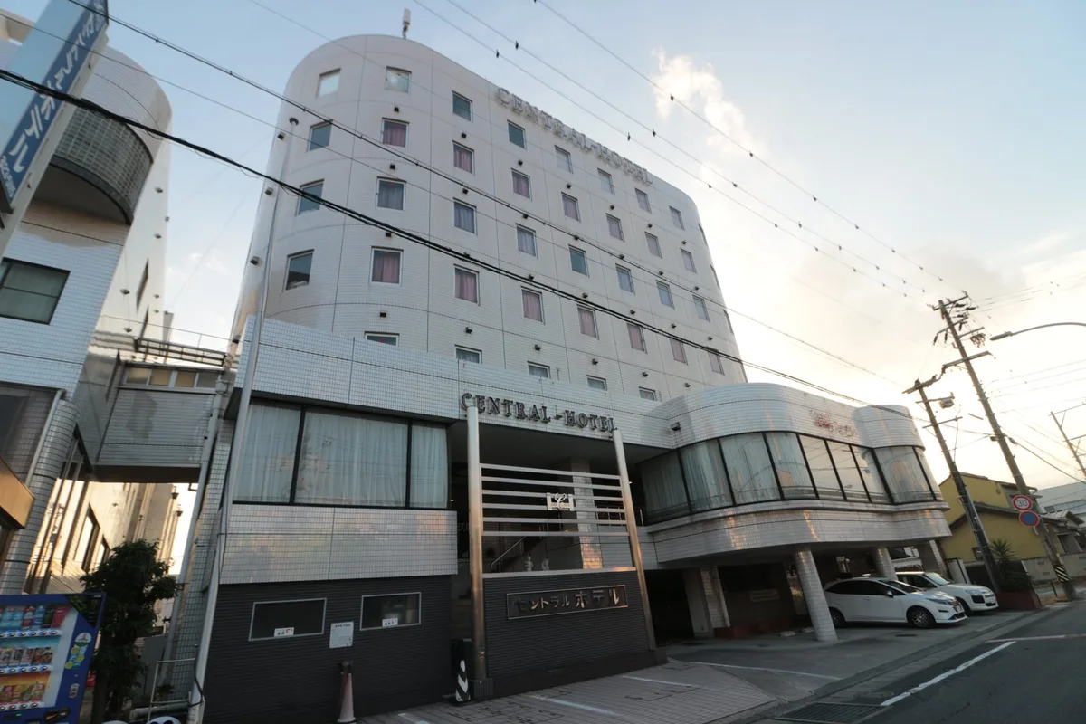Central Hotel — 3