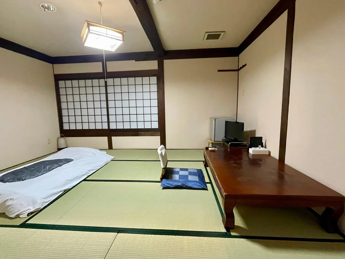 割烹旅館 太田館 — 2