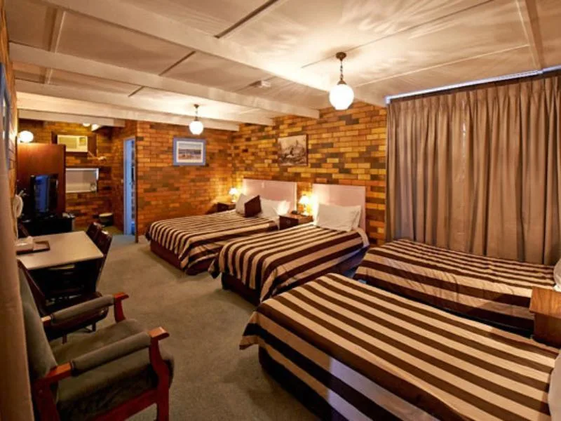 Fig Tree Motel — 3