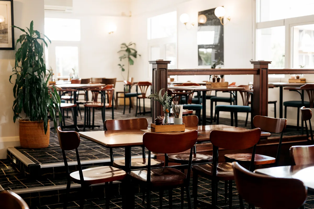Lambton Park Hotel — 2