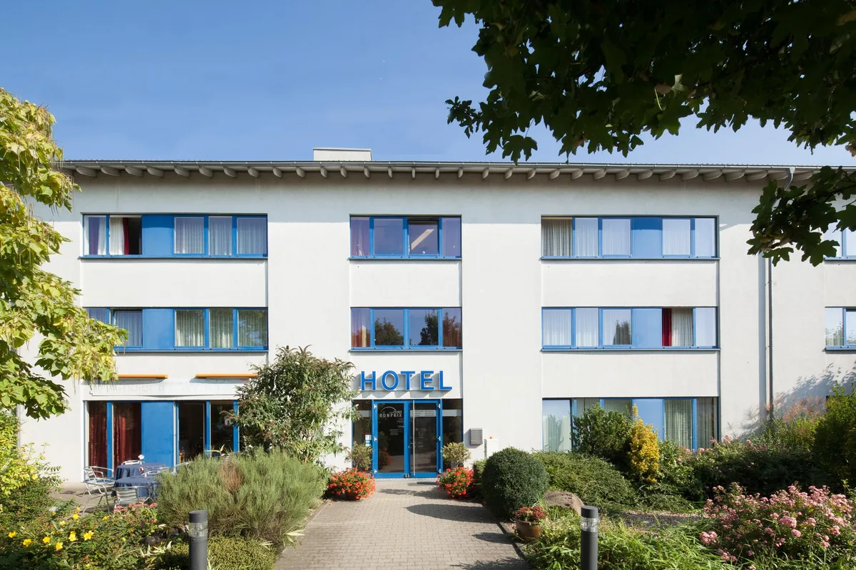 Hotel BONPRIX — 4
