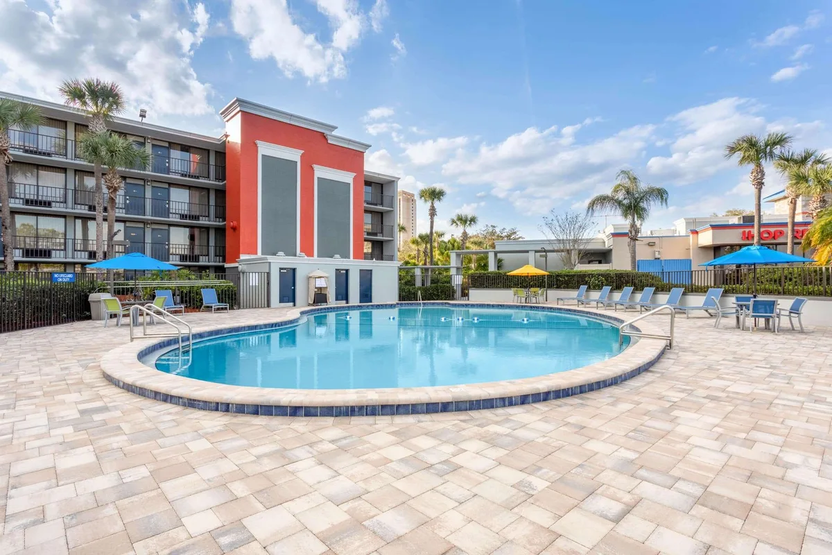 Days Inn by Wyndham Orlando Conv. Center/International Dr — 2