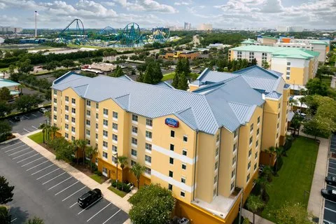 Fairfield by Marriott Inn & Suites Orlando at SeaWorld® — 3