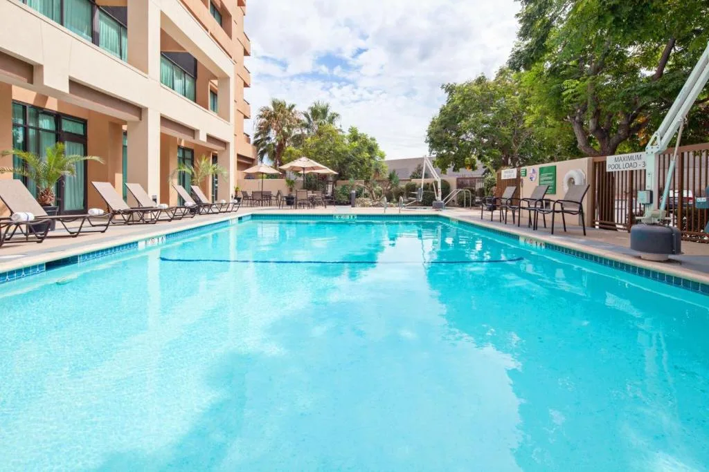 Holiday Inn Palmdale-Lancaster by IHG — 4