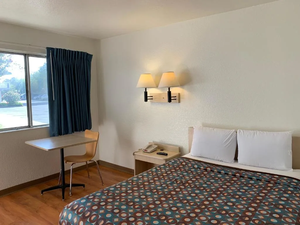 Vagabond Inn Sylmar — 2