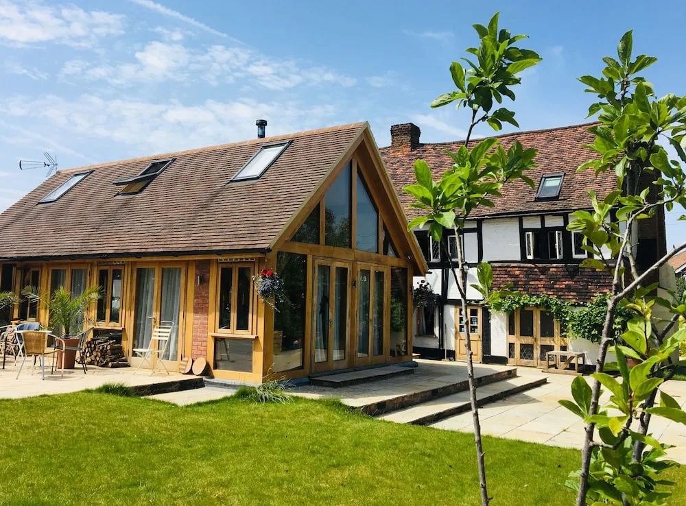 Heathrow Cottages
