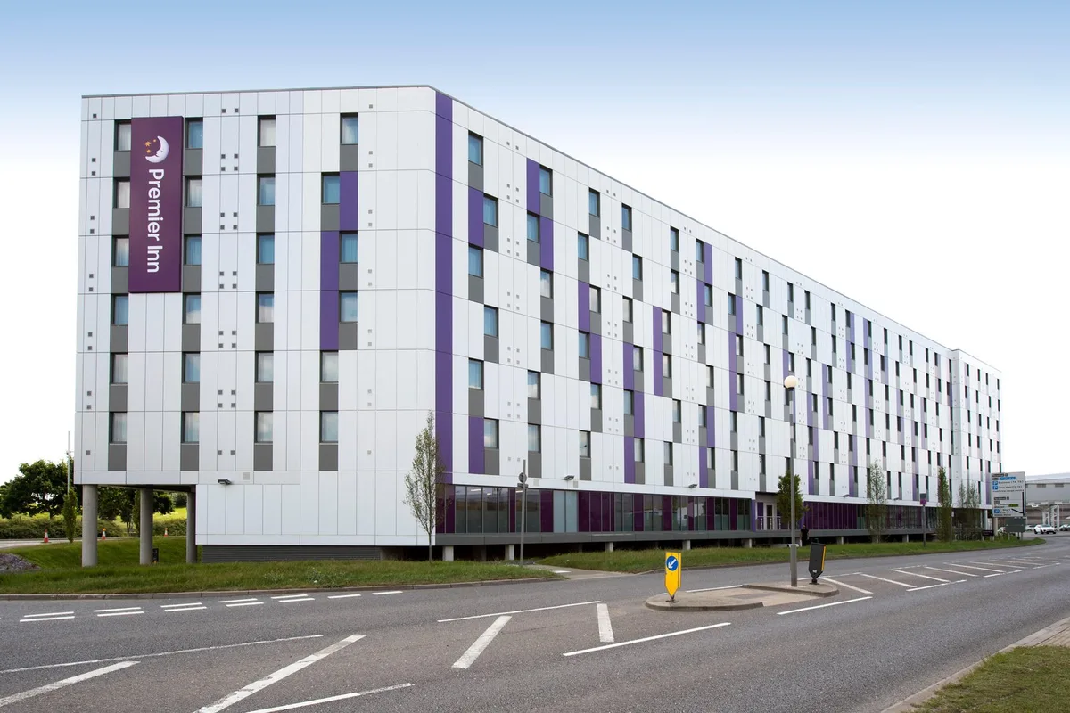 Premier Inn London Heathrow Airport Terminal 4 hotel — 2