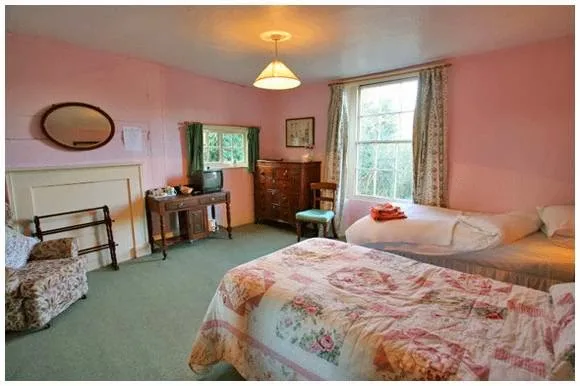 The Old Manor House Bed and Breakfast — 5