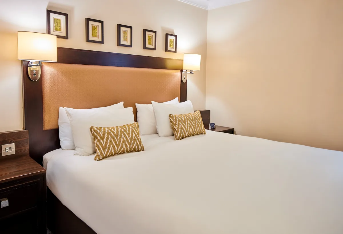 Thistle London Heathrow Terminal 5 Hotel