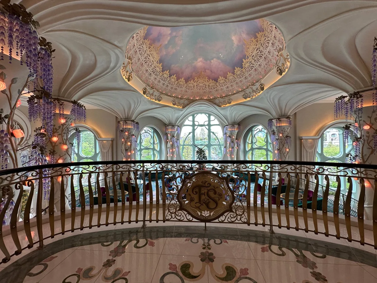 Fantasy Chateau — 2
