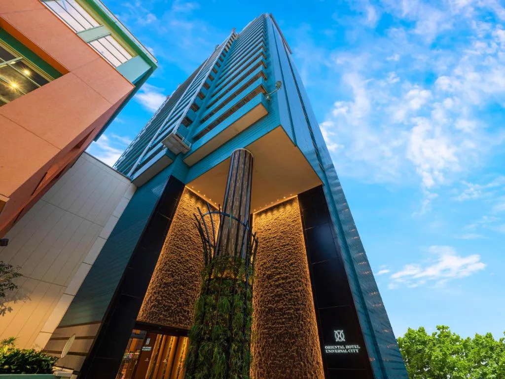 ORIENTAL HOTEL UNIVERSAL CITY