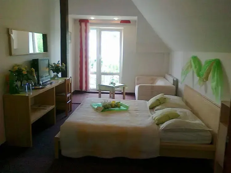Hotel Maxim — 2