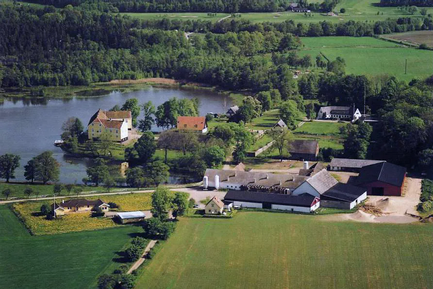 Vallens Säteri Gårdshotell