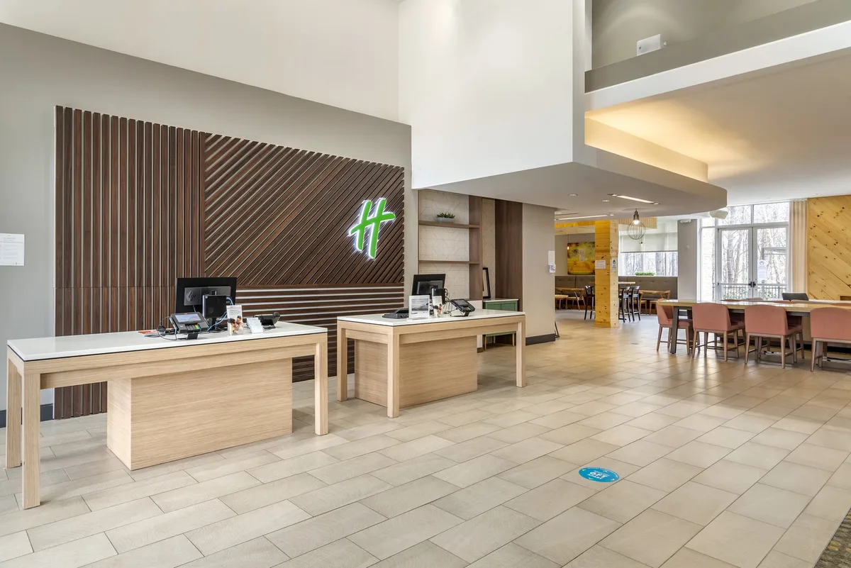 Holiday Inn Atlanta-Gas South Arena Area by IHG