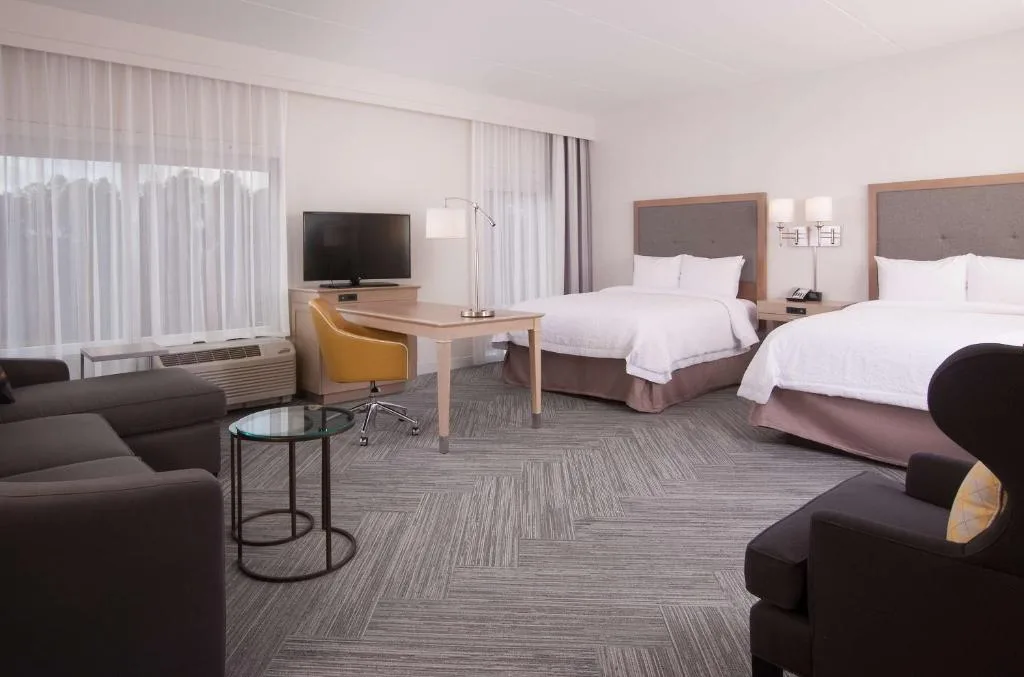 Hampton Inn & Suites by Hilton Augusta-Washington Rd — 2