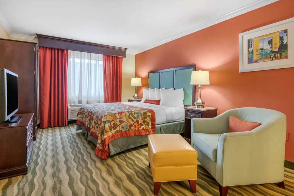 Best Western Plus Palm Beach Gardens Hotel & Suites and Conference Ct — 4