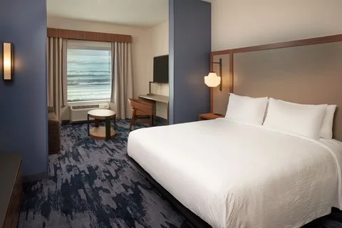 Fairfield by Marriott Inn & Suites West Palm Beach — 3