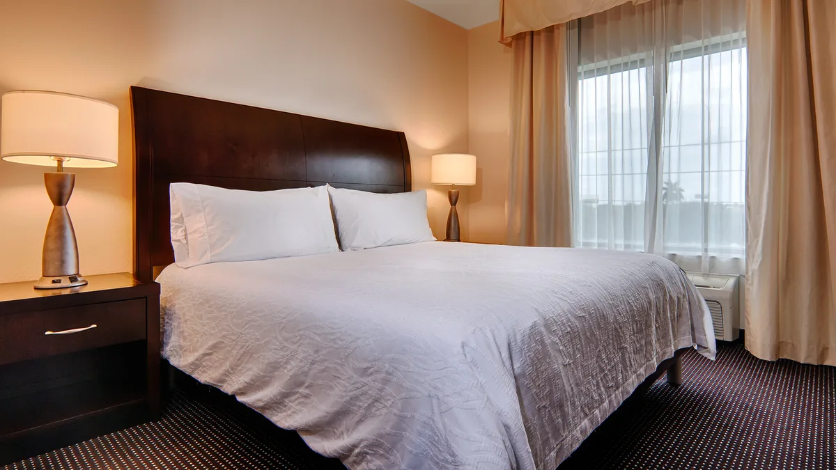 Hilton Garden Inn West Palm Beach Airport — 4