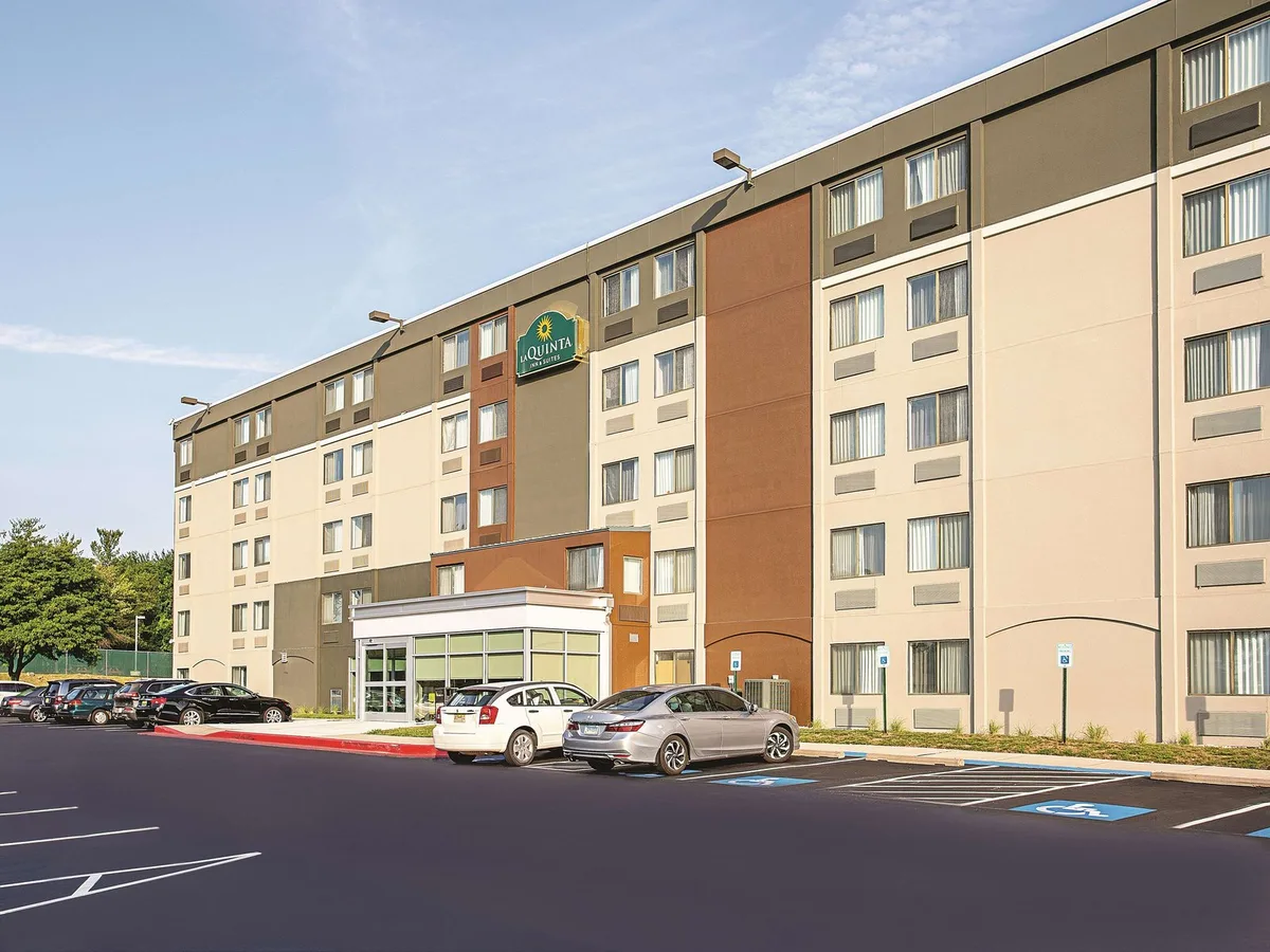 La Quinta Inn & Suites by Wyndham Baltimore N / White Marsh — 4